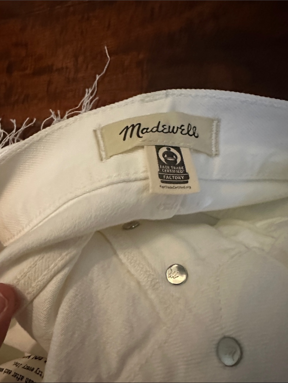 Madewell Pierced Barrel-Leg Jeans - Picture 5 of 6